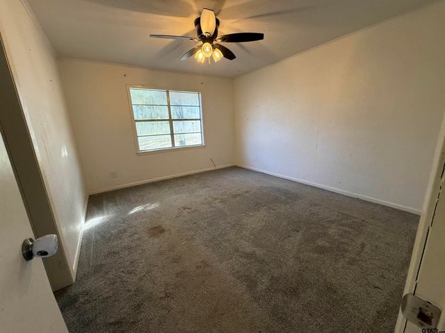 207 S Sun Camp, White Oak, TX 75693