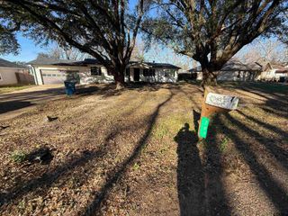 207 S Sun Camp, White Oak, TX 75693