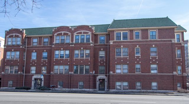 1146 Ontario Street 1E, Oak Park, IL 60302