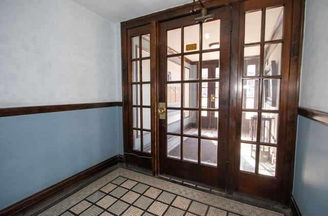 1146 Ontario Street 1E, Oak Park, IL 60302