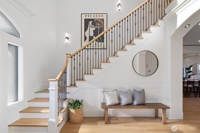 7908 S Lakeridge Drive, Seattle, WA 98178