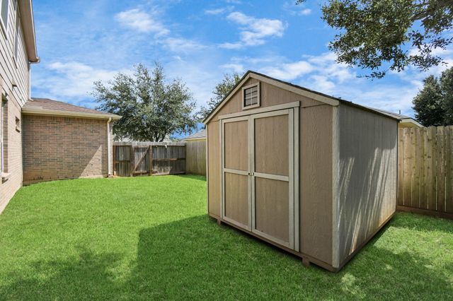 2808 Tranquility Trail, Pearland, TX 77584