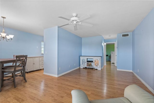 55 Woodland Drive 203, Vero Beach, FL 32962