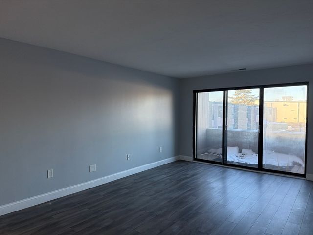 22 Shrewsbury Green Dr K, Shrewsbury, MA 01545