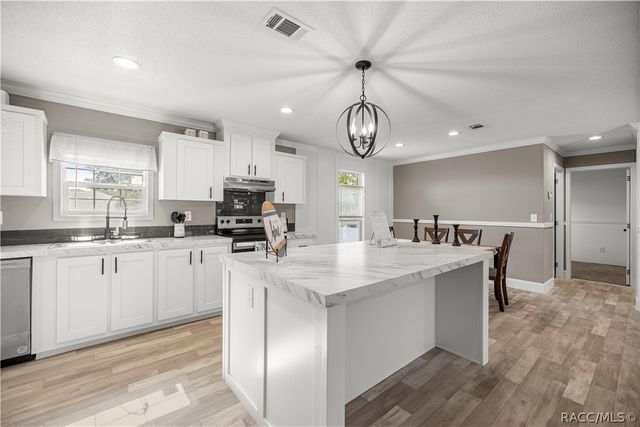 1550 NE 162nd Street, Citra, FL 32113