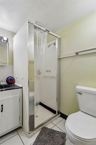 1824 Maple Street, Des Moines, IA 50316