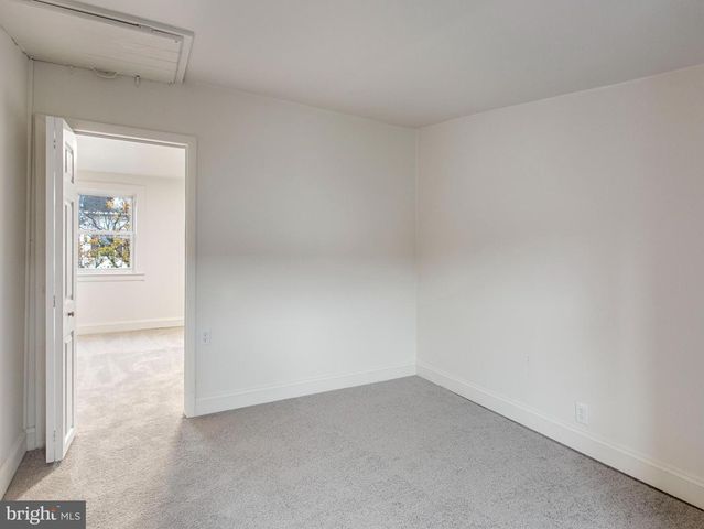 322 S POPPLETON ST, Baltimore, MD 21230