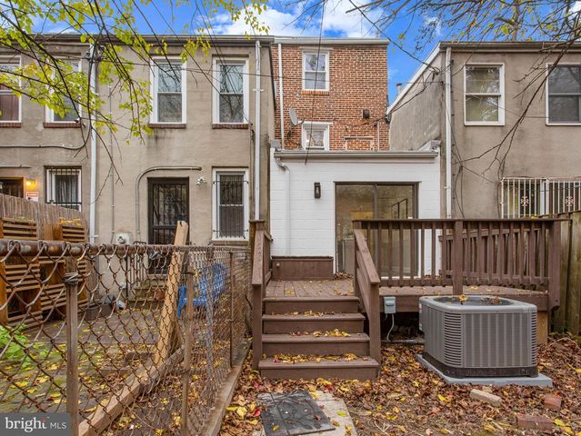 322 S POPPLETON ST, Baltimore, MD 21230