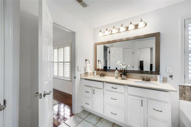 3827 Chattahoochee Summit Drive SE 6, Atlanta, GA 30339