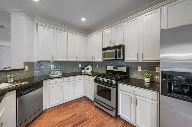 3827 Chattahoochee Summit Drive SE 6, Atlanta, GA 30339