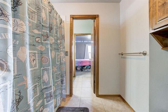 3412 NE Southridge Lane, Piedmont, OK 73078