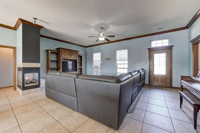 3412 NE Southridge Lane, Piedmont, OK 73078