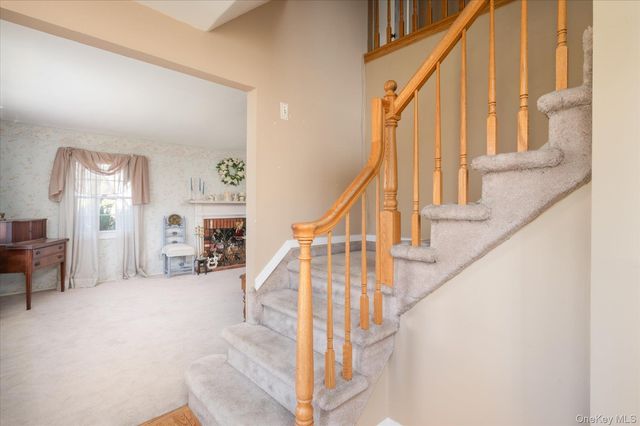 123 Wedgewood Drive, Coram, NY 11727