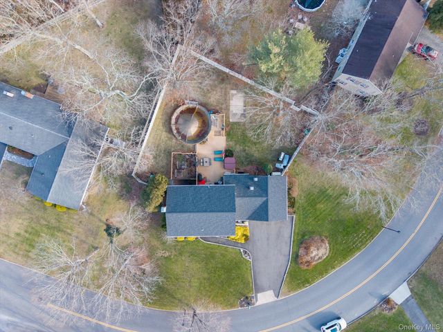 123 Wedgewood Drive, Coram, NY 11727