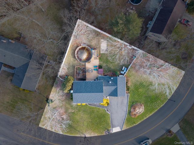 123 Wedgewood Drive, Coram, NY 11727