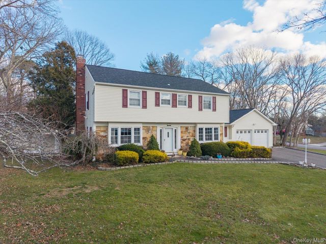 123 Wedgewood Drive, Coram, NY 11727