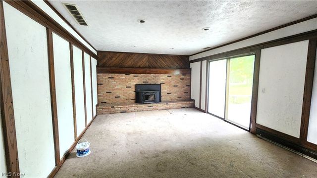 17866 Leggett Road, Montville, OH 44064