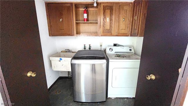 17866 Leggett Road, Montville, OH 44064
