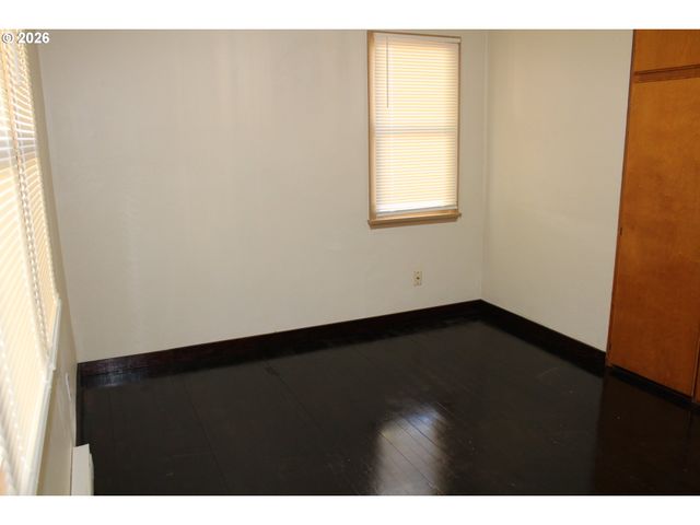 2906 E 12TH St, Vancouver, WA 98661