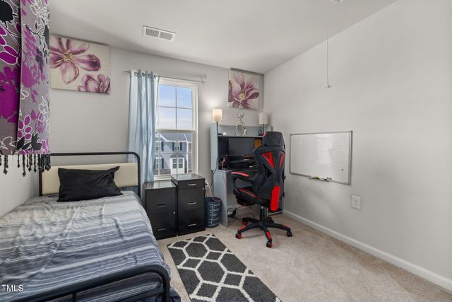 125 Boarstall Creek, Durham, NC 27707