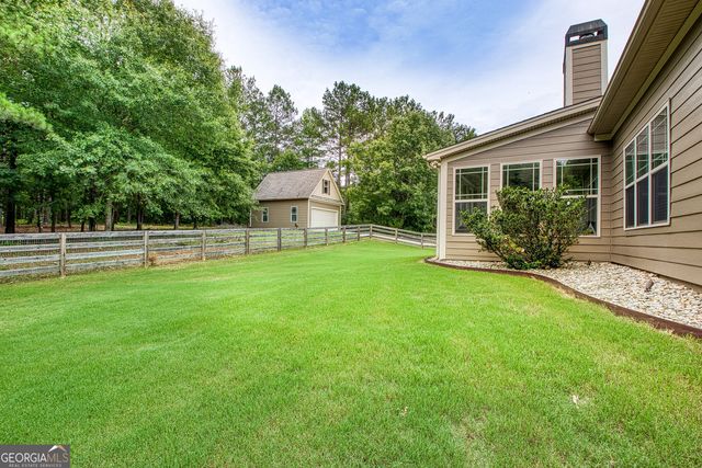 254 Magnolia Place Drive, Senoia, GA 30276