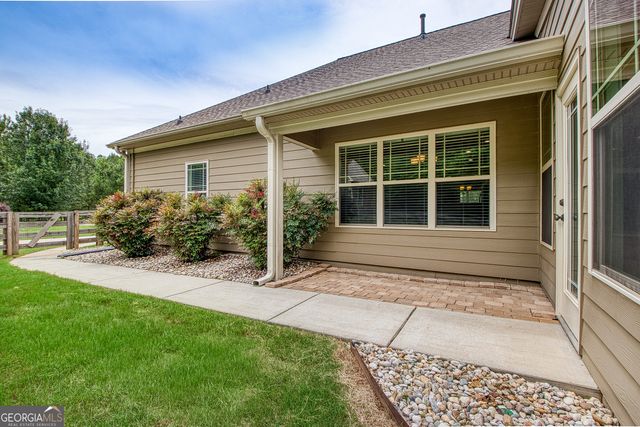254 Magnolia Place Drive, Senoia, GA 30276