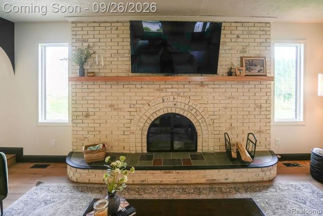 18071 Ryanwood Drive, Riverview, MI 48193