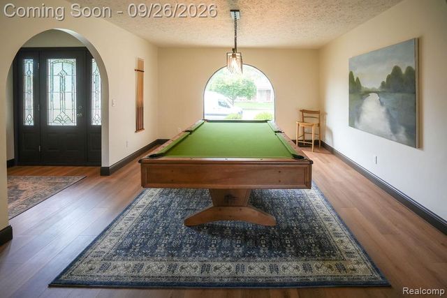18071 Ryanwood Drive, Riverview, MI 48193