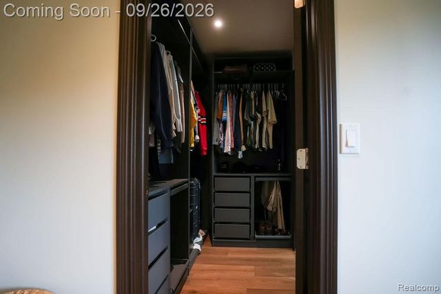 18071 Ryanwood Drive, Riverview, MI 48193