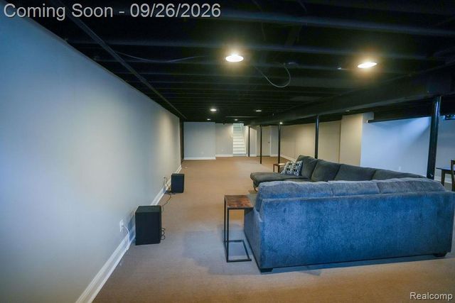 18071 Ryanwood Drive, Riverview, MI 48193