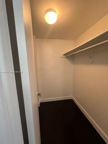 498 NW 165th St Rd D-503, Miami, FL 33169