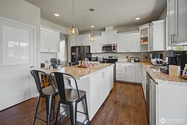 502 Carrier Avenue SW, Orting, WA 98360