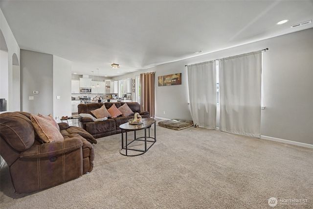 502 Carrier Avenue SW, Orting, WA 98360
