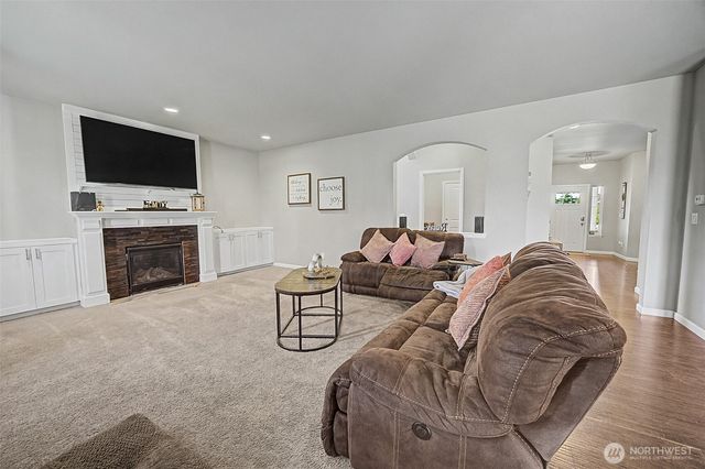 502 Carrier Avenue SW, Orting, WA 98360