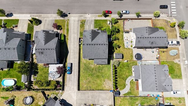 502 Carrier Avenue SW, Orting, WA 98360