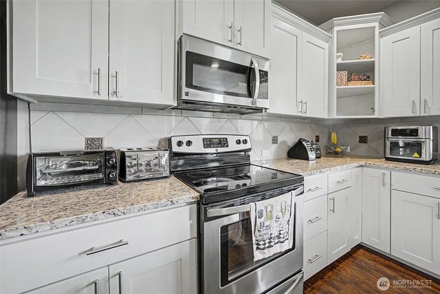 502 Carrier Avenue SW, Orting, WA 98360