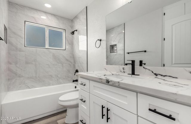 4402 E Mitchell Drive, Phoenix, AZ 85018
