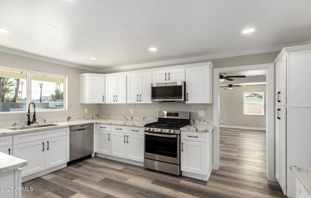 4402 E Mitchell Drive, Phoenix, AZ 85018