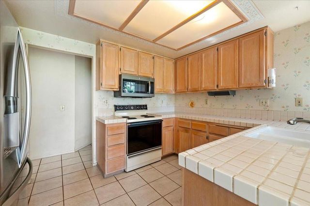 41572 Resorter Boulevard, Palm Desert, CA 92211