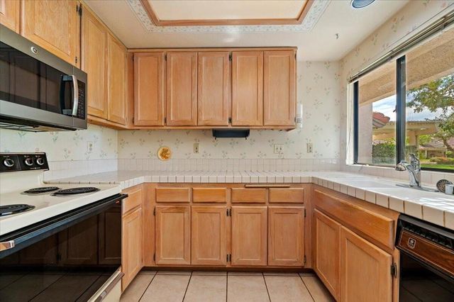 41572 Resorter Boulevard, Palm Desert, CA 92211