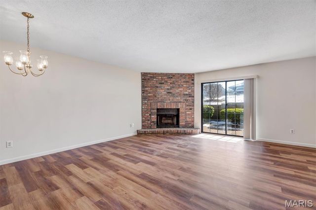 1436 Heritage Landing 108, St Charles, MO 63303