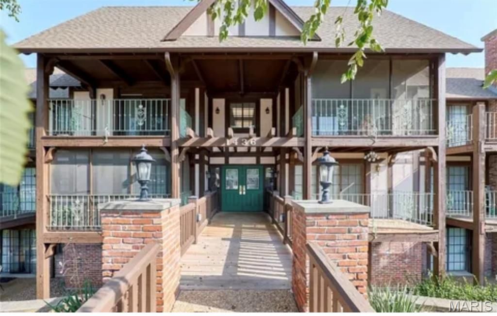1436 Heritage Landing 108, St Charles, MO 63303