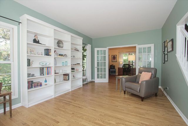 3404 Green Pastures Road, Carpentersville, IL 60110