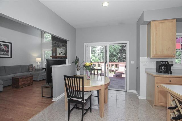 3404 Green Pastures Road, Carpentersville, IL 60110