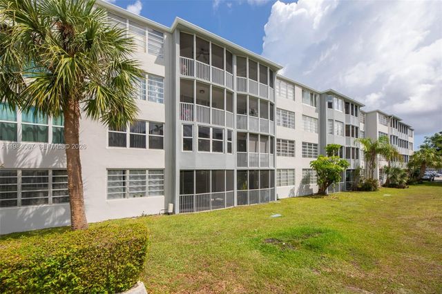 1680 NE 191st St 107-2, Miami, FL 33179