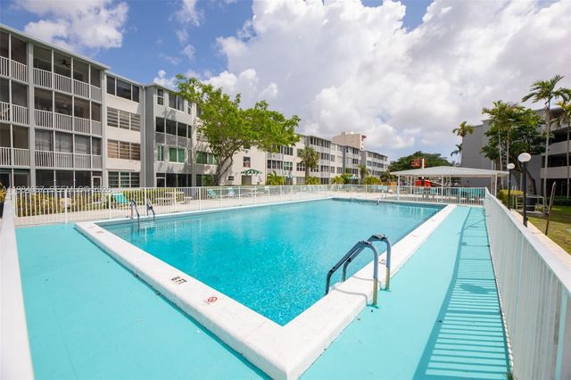 1680 NE 191st St 107-2, Miami, FL 33179