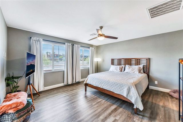 5981 Smith Valley Road, Las Vegas, NV 89148