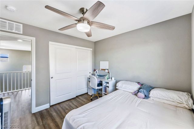 5981 Smith Valley Road, Las Vegas, NV 89148