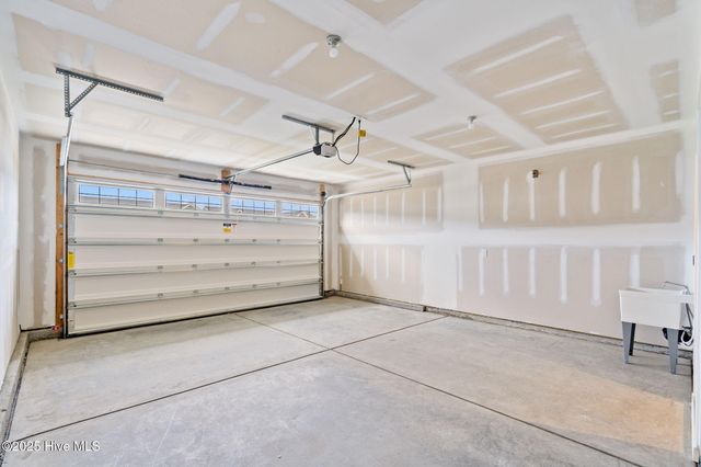 2210 Webfoot Drive NE, Bolivia, NC 28422