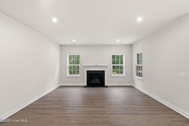 2210 Webfoot Drive NE, Bolivia, NC 28422